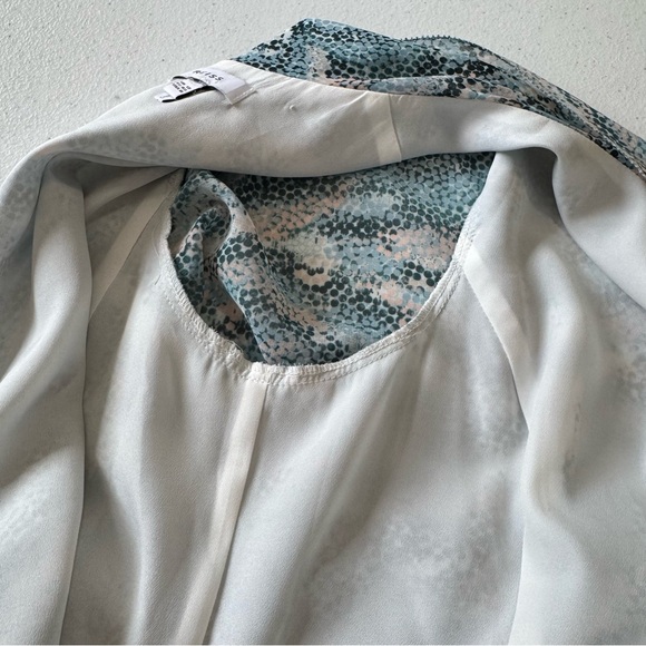 REISS Somerset Printed Dress Soft Green 8 - Picture 15 of 16